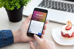 py_instagram_dl - The Python Package to Download All pictures of an Instagram User